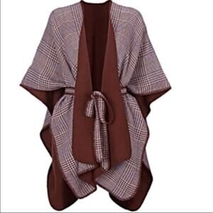 CAbi Reversible Winter Wrap Size XS/S